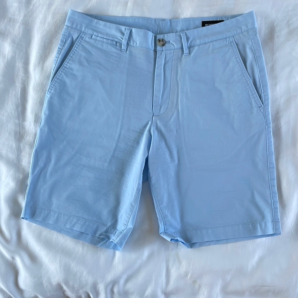 Bonobos Mens Shorts 9 inch inseam- Size 33